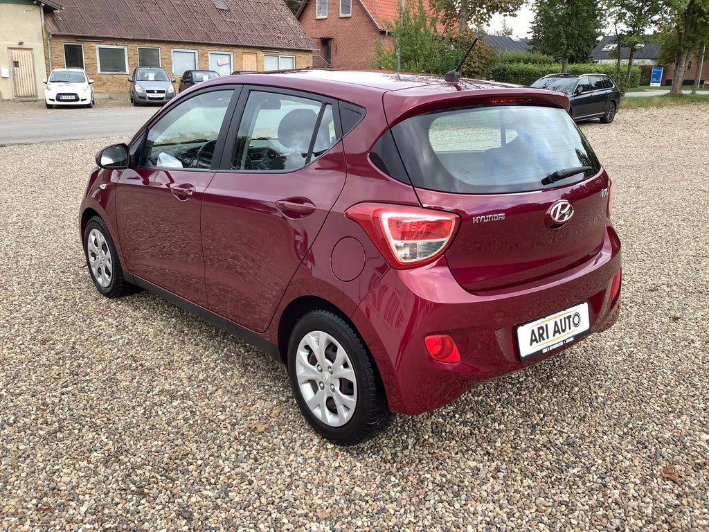 Hyundai i 10